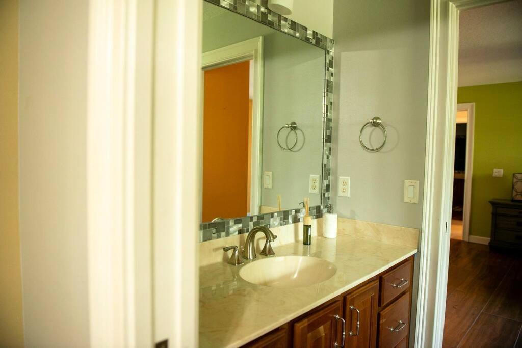 Charming Vacation Home In Port St Lucie. Port St. Lucie Kültér fotó